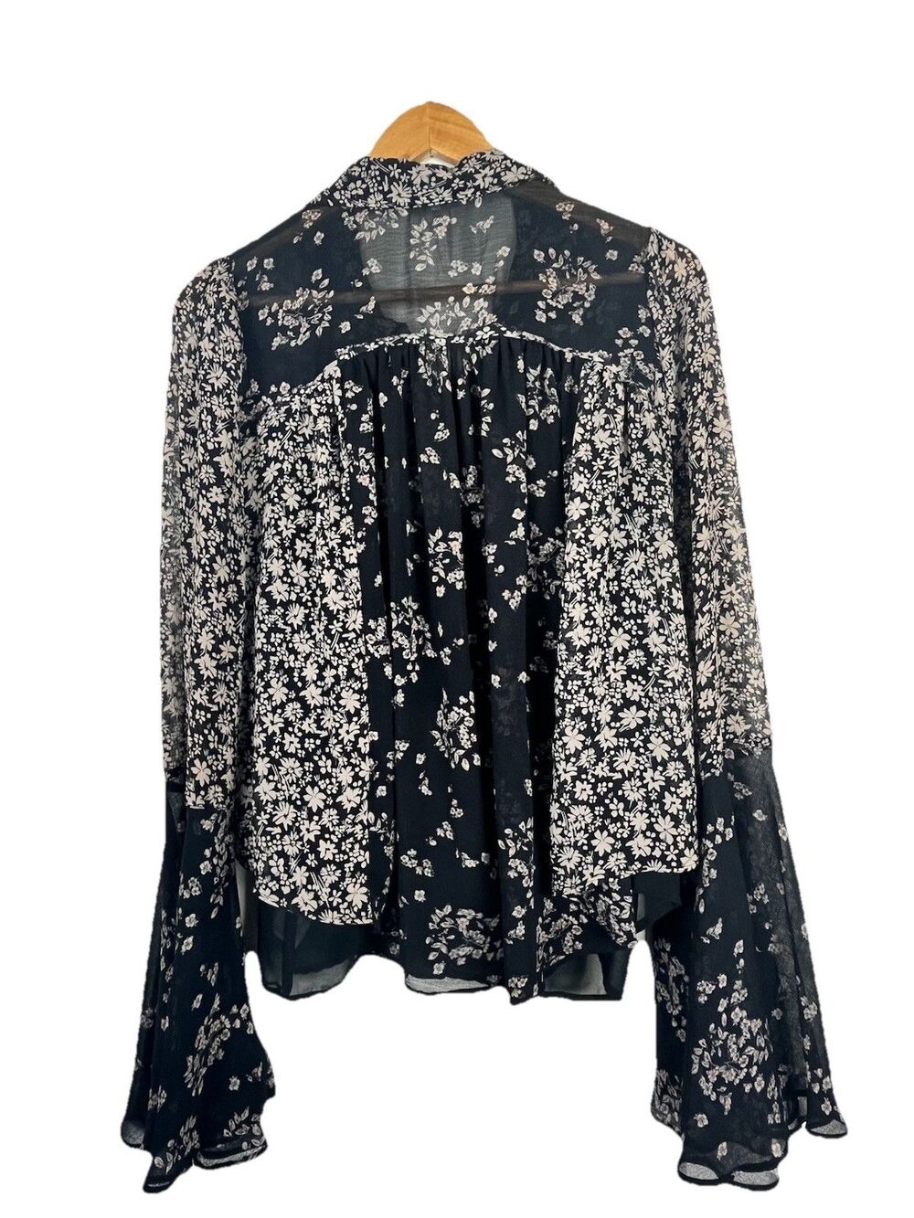 Free People Floral Sheer Bell Sleeve Button Front Boho Blouse Black Medium - Picture 5 of 11